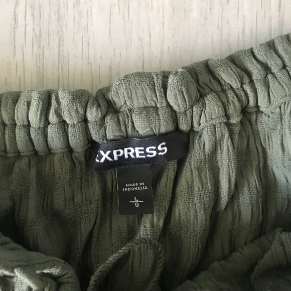 Express top🌿 - Picture 4 of 5